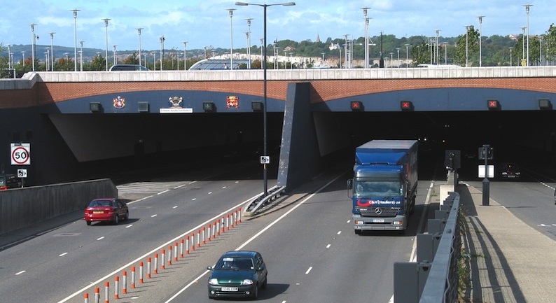 * medway-tunnel.jpg